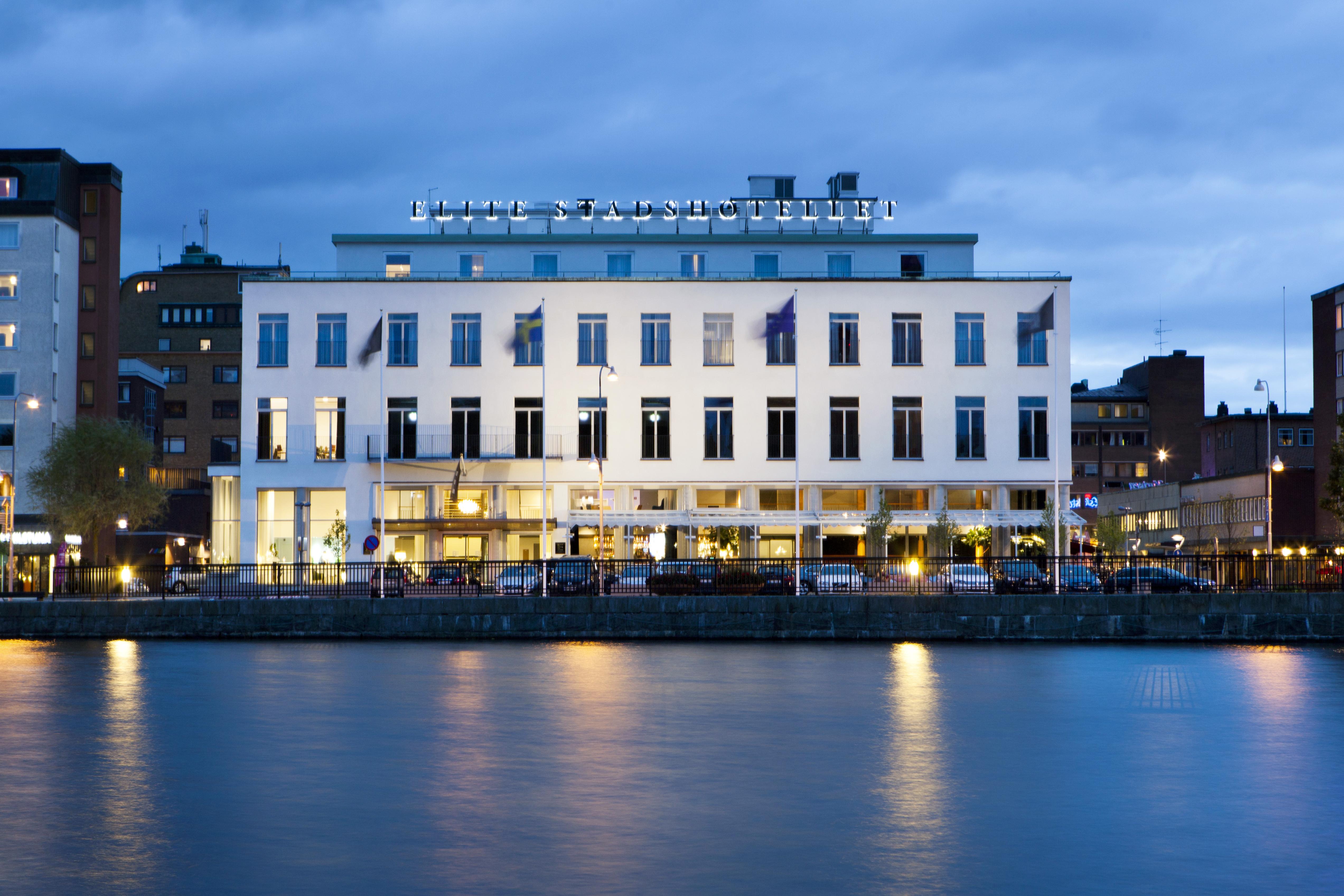 Elite Stadshotellet เอสคิสทูนา ภายนอก รูปภาพ